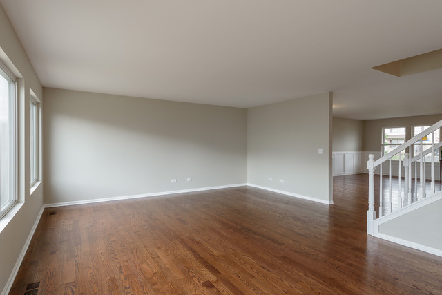 14437 Independence Dr, Plainfield, IL 60544 photo 5