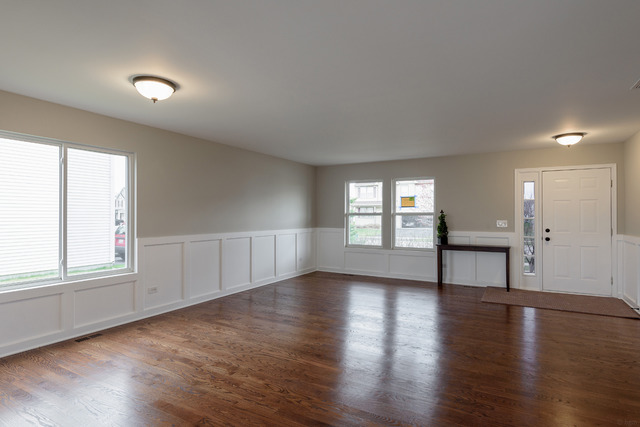 14437 Independence Dr, Plainfield, IL 60544 photo 4
