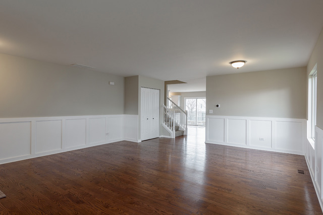 14437 Independence Dr, Plainfield, IL 60544 photo 2