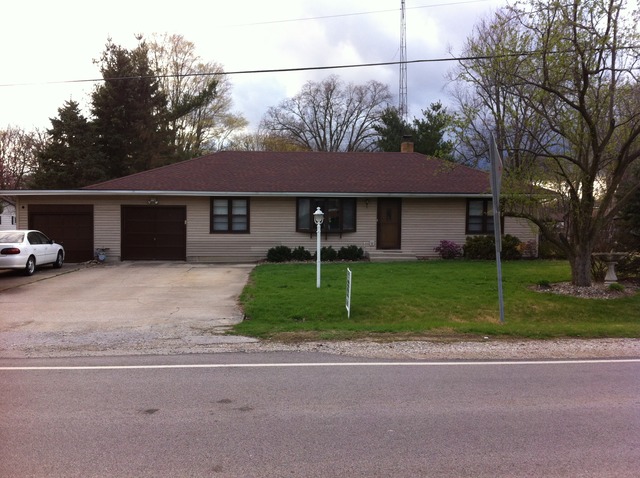 3046 Waldron Rd, Kankakee, IL 60901 photo 2