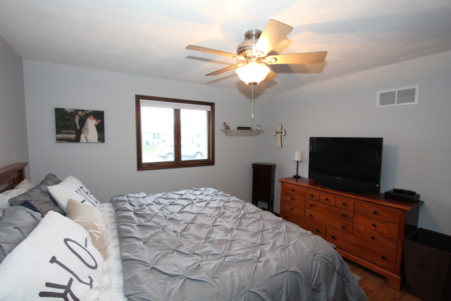 249 E 6th St, Herscher, IL 60941 photo 12