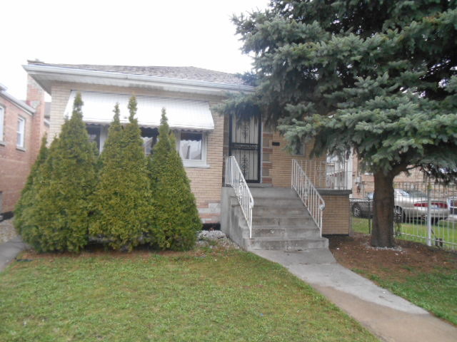 5329 S Millard Ave, Chicago, IL 60632 photo 1