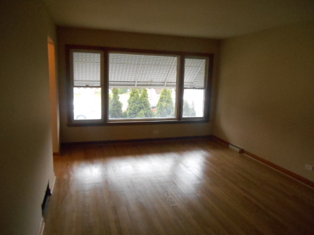 5329 S Millard Ave, Chicago, IL 60632 photo 2