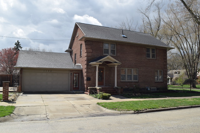 1130 E Croswell St, Kankakee, IL 60901 photo 1