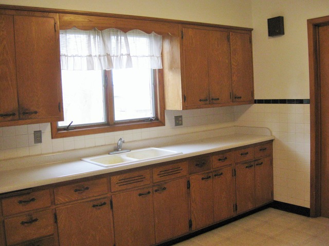 19820 E Brink St, Harvard, IL 60033 photo 5