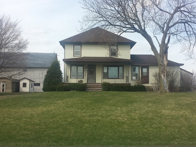 19820 E Brink St, Harvard, IL 60033 photo 1