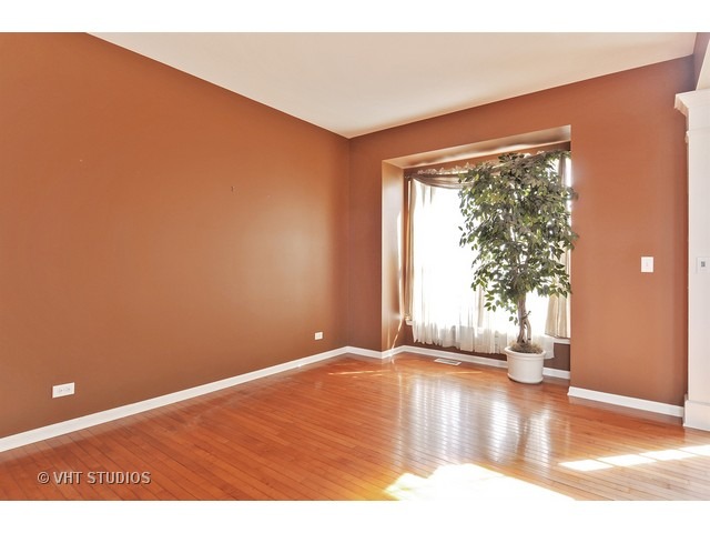 24624 Apollo Dr, Plainfield, IL 60585 photo 2