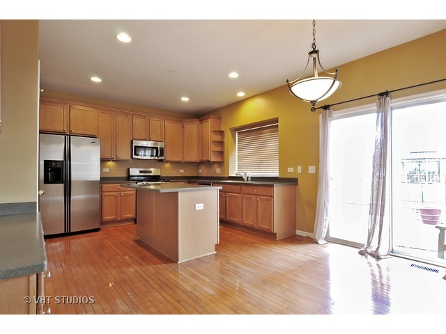 24624 Apollo Dr, Plainfield, IL 60585 photo 3
