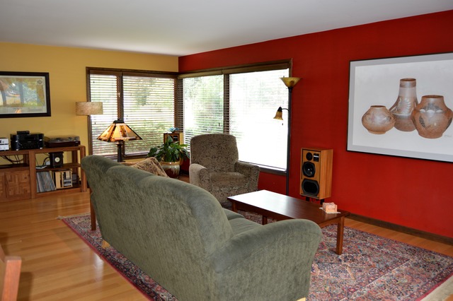 1275 Countryside Dr, Elgin, IL 60123 photo 3