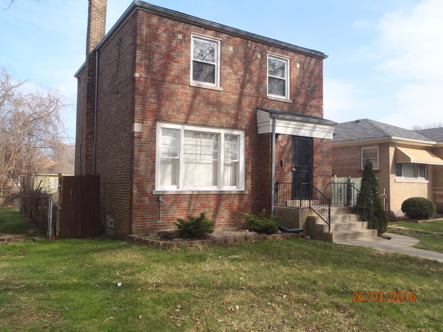 9035 S Merrill Ave, Chicago, IL 60617 photo 2