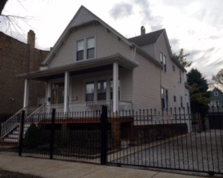 3015 N Gresham Ave, Chicago, IL 60618 photo 2