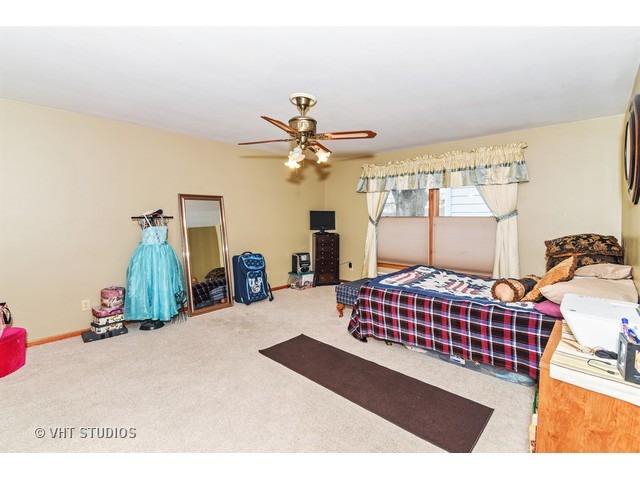 590 S Wall St, Kankakee, IL 60901 photo 8