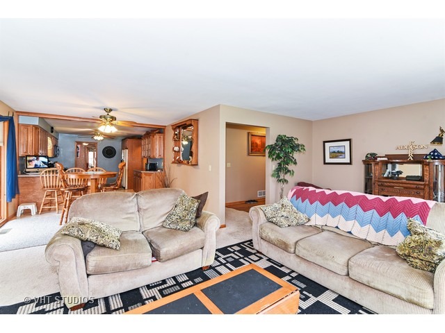 590 S Wall St, Kankakee, IL 60901 photo 3