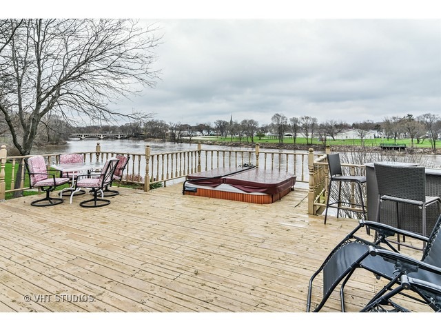 590 S Wall St, Kankakee, IL 60901 photo 11
