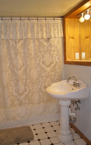 590 S Wall St, Kankakee, IL 60901 photo 23