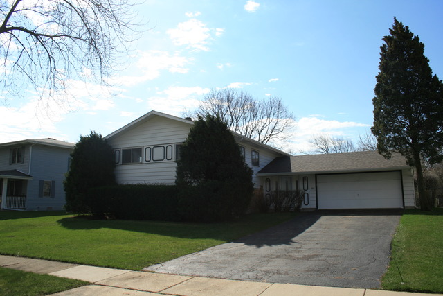 665 Jamison Ln, Hoffman Estates, IL 60169 photo 23