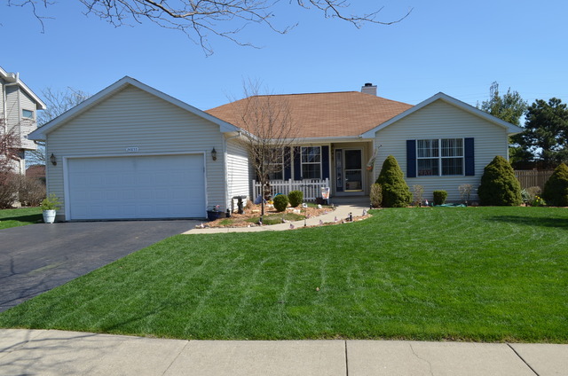 24855 Vermette Rd, Plainfield, IL 60585 photo 2