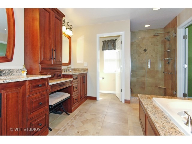 1034 Spinnaker St, Elgin, IL 60123 photo 13