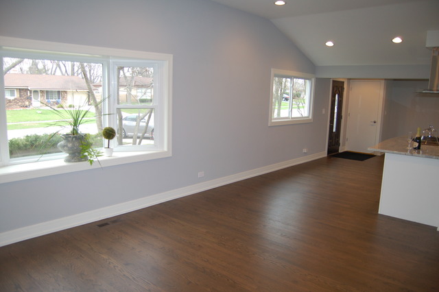 140 Pleasant St, Hoffman Estates, IL 60169 photo 8