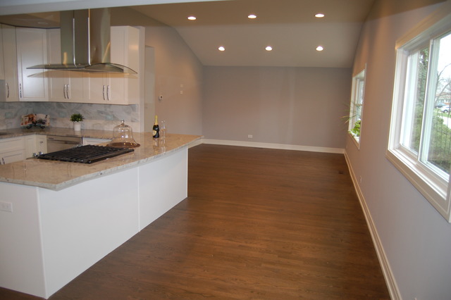 140 Pleasant St, Hoffman Estates, IL 60169 photo 7