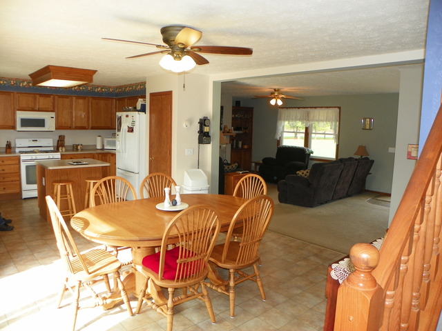 2785 Conley Rd, Morris, IL 60450 photo 8