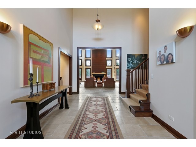  1818 Duffy Ln, Bannockburn, IL 60015 photo 2