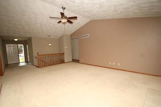 6168 Weeping Willow Ln, Roscoe, IL 61073 photo 3