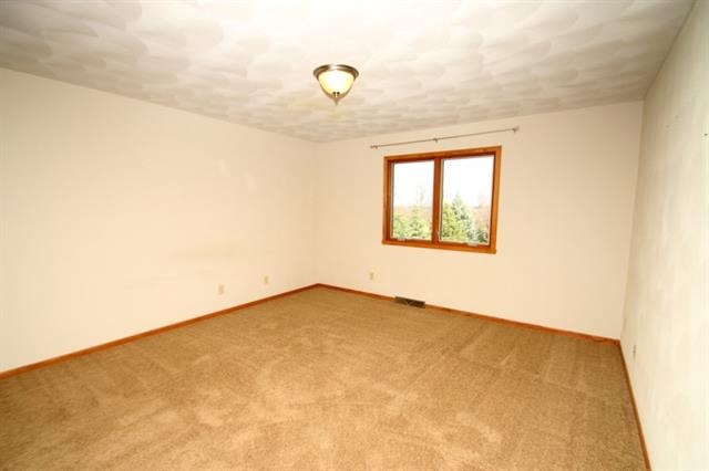 6168 Weeping Willow Ln, Roscoe, IL 61073 photo 8
