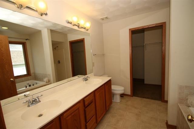 6168 Weeping Willow Ln, Roscoe, IL 61073 photo 9