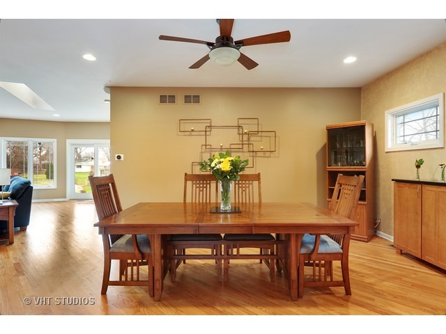 617 Elm St, Wheaton, IL 60189 photo 10