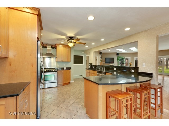 617 Elm St, Wheaton, IL 60189 photo 7