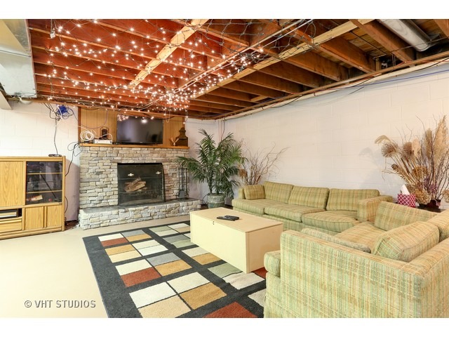617 Elm St, Wheaton, IL 60189 photo 20