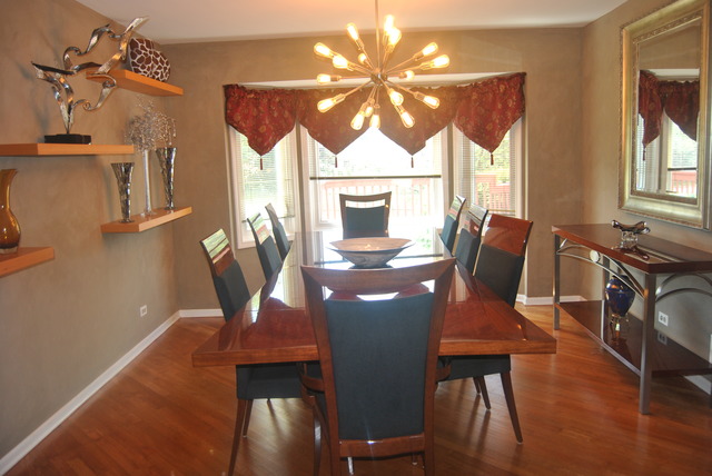 950 Cherry Cir, Bartlett, IL 60103 photo 4