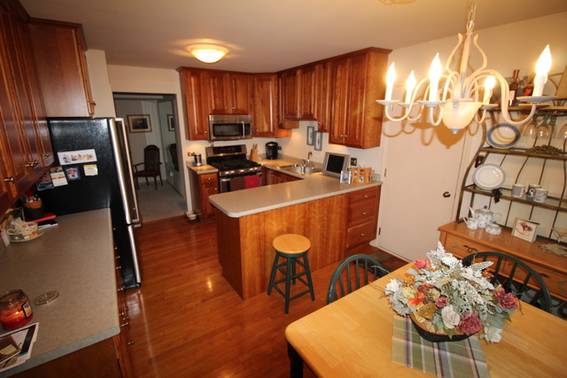 10055 Cambridge Ct, Mokena, IL 60448 photo 3