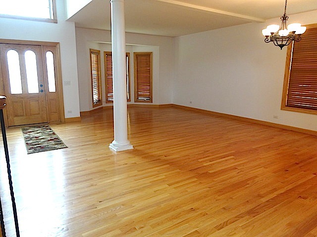 16441 S Mueller Cir, Plainfield, IL 60586 photo 3