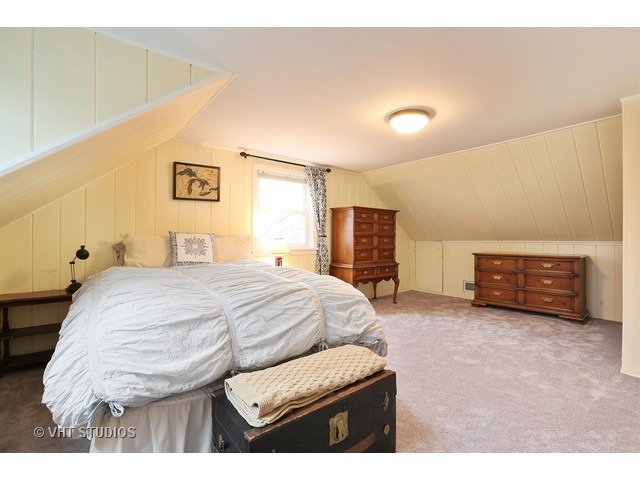 908 Stoddard Ave, Wheaton, IL 60187 photo 10