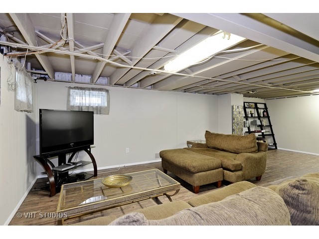 1220 Pitner Ave, Evanston, IL 60202 photo 5