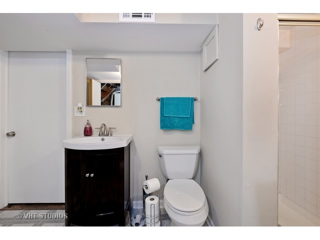 1220 Pitner Ave, Evanston, IL 60202 photo 11