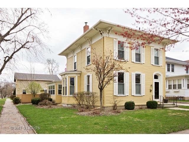603 Webster St, Ottawa, IL 61350 photo 1