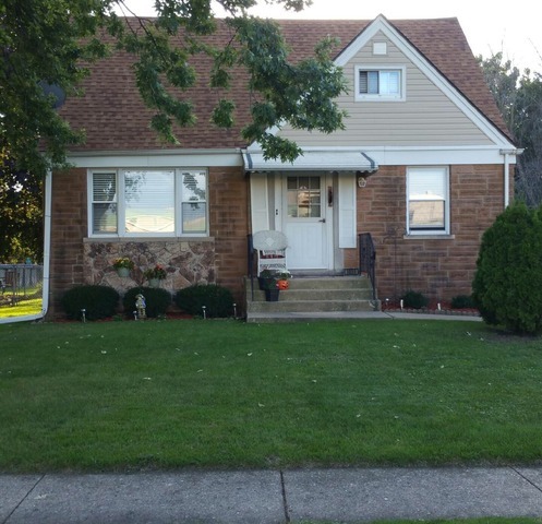 3038 Patton Dr, Des Plaines, IL 60018 photo 2