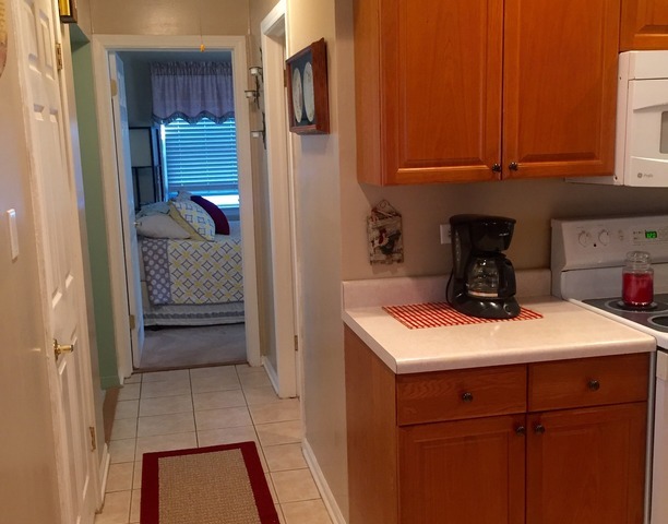 3038 Patton Dr, Des Plaines, IL 60018 photo 7