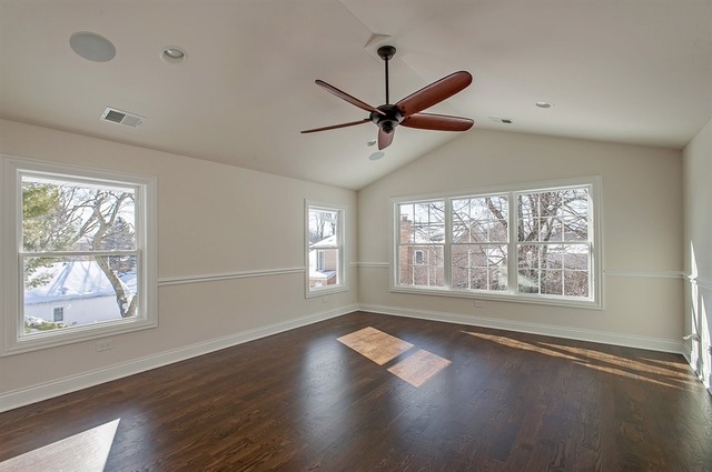 908 Glendale Rd, Glenview, IL 60025 photo 9