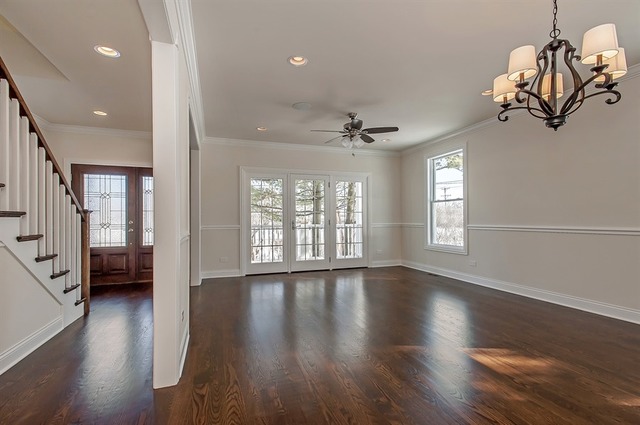 908 Glendale Rd, Glenview, IL 60025 photo 2