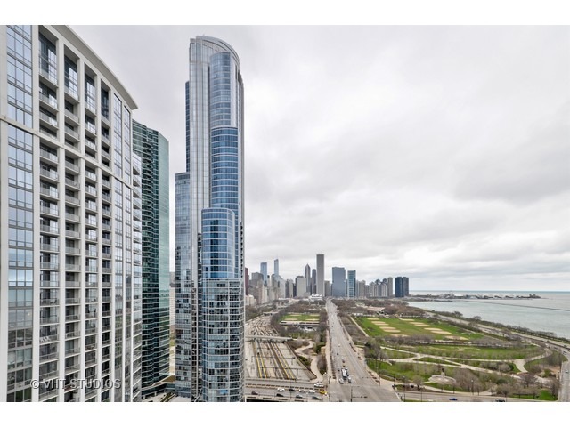 233 E 13th St #403, Chicago, IL 60605 photo 23
