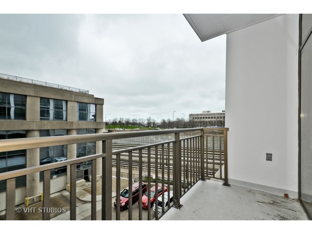 233 E 13th St #403, Chicago, IL 60605 photo 16
