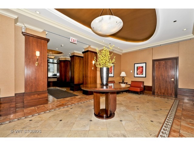 233 E 13th St #403, Chicago, IL 60605 photo 17
