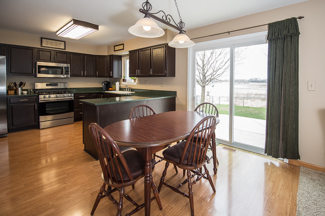 994 Longford Rd, Bartlett, IL 60103 photo 8