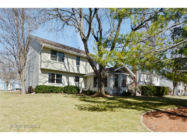 396 Glen Echo Rd, Naperville, IL 60565 photo 23