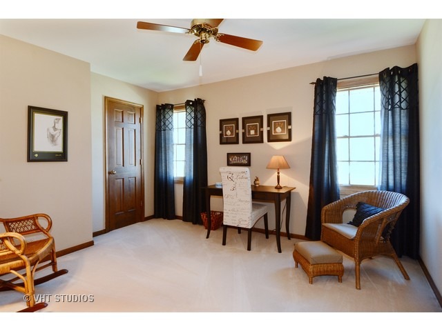 396 Glen Echo Rd, Naperville, IL 60565 photo 16