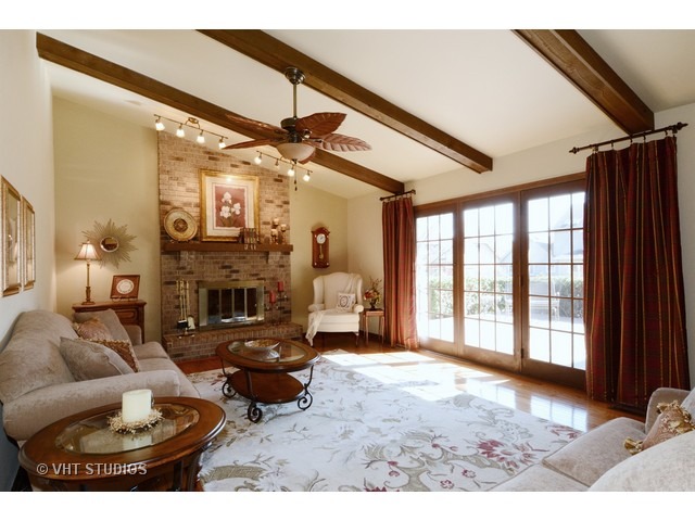 396 Glen Echo Rd, Naperville, IL 60565 photo 11